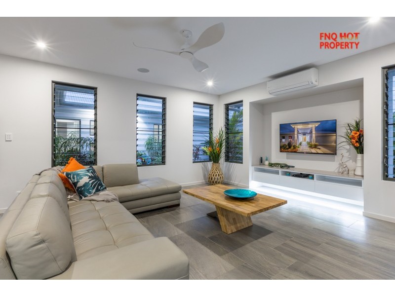 32 Iridescent Close, Trinity Park QLD 4879