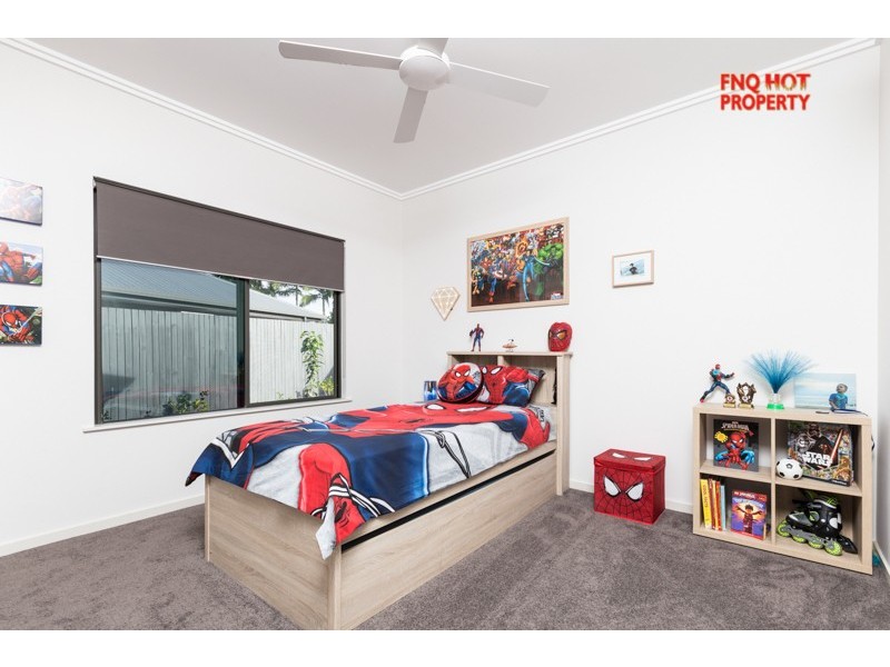 32 Iridescent Close, Trinity Park QLD 4879