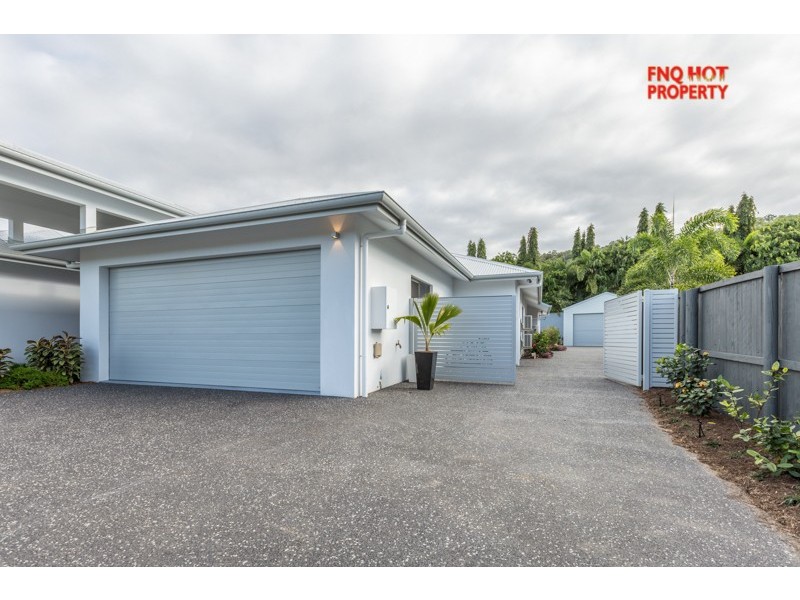 32 Iridescent Close, Trinity Park QLD 4879