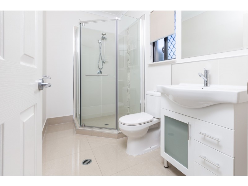 1 Ewan Glen, Trinity Park QLD 4879