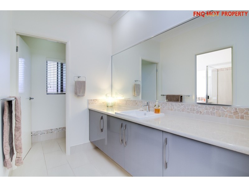 6 Quest Court, Trinity Park QLD 4879