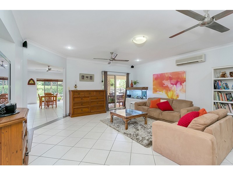 2 Sweetlip Close, Kanimbla QLD 4870
