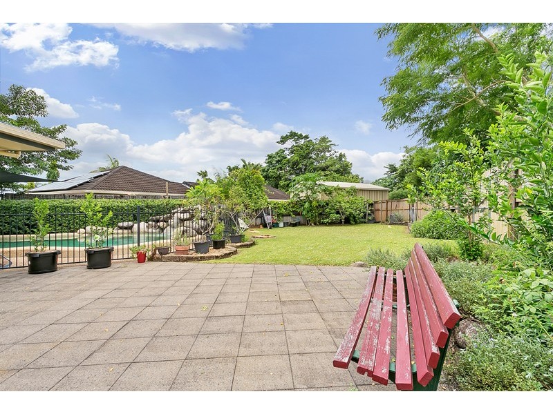 2 Sweetlip Close, Kanimbla QLD 4870