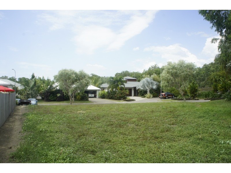 4b  Litara Court, Palm Cove QLD 4879