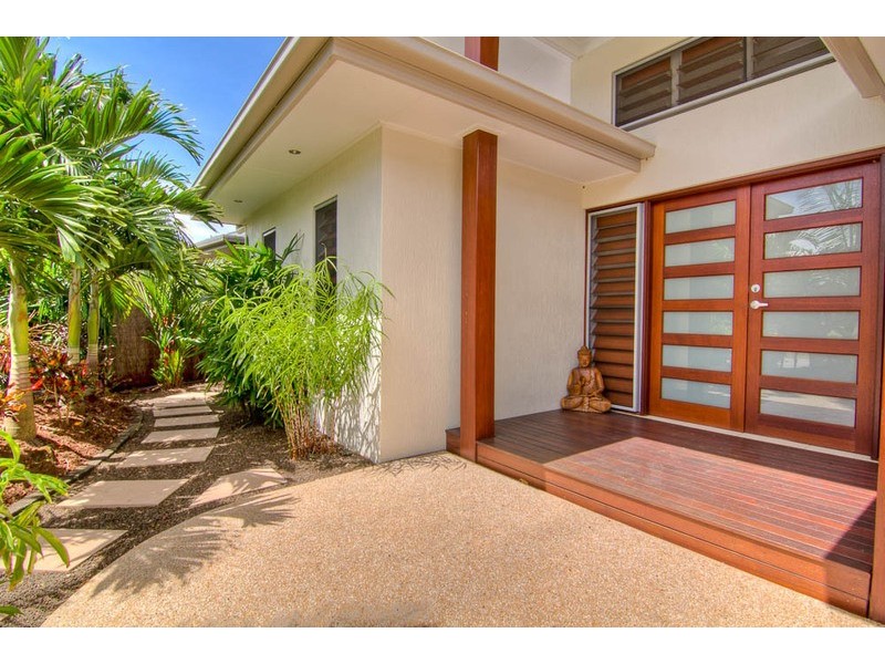 12 Litara Court, Palm Cove QLD 4879