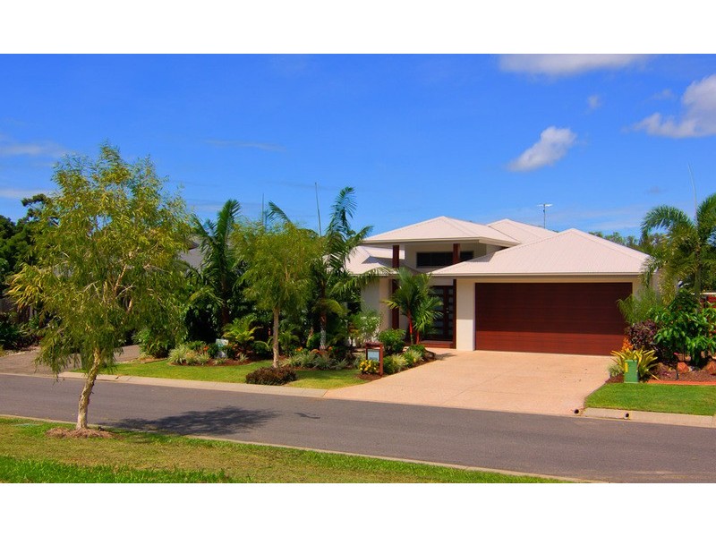 12 Litara Court, Palm Cove QLD 4879
