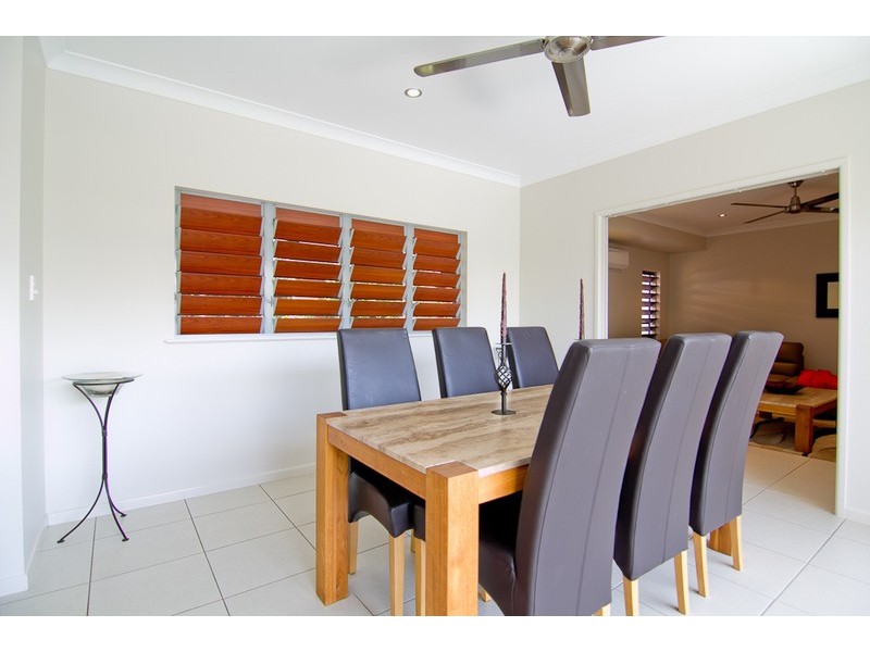 12 Litara Court, Palm Cove QLD 4879
