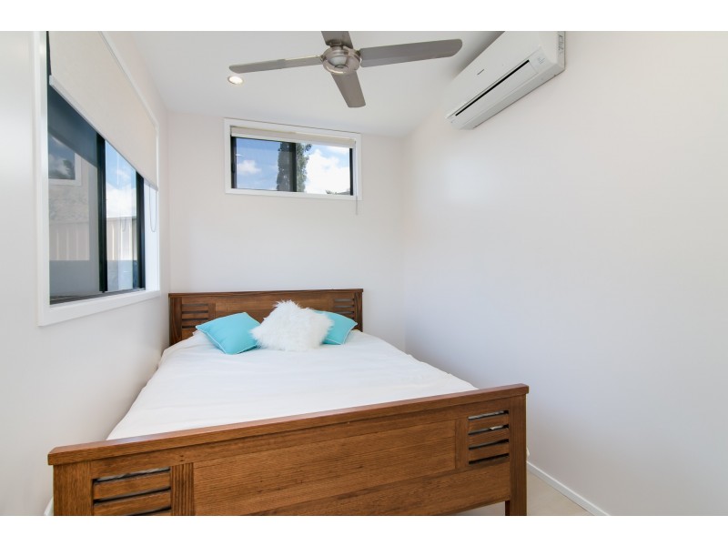 2-4 Kirrima Court, Redlynch QLD 4870