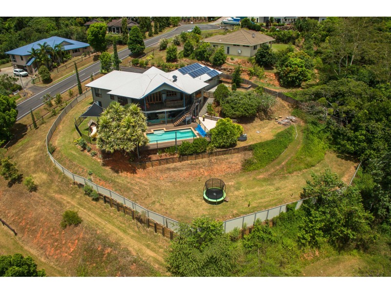 2-4 Kirrima Court, Redlynch QLD 4870