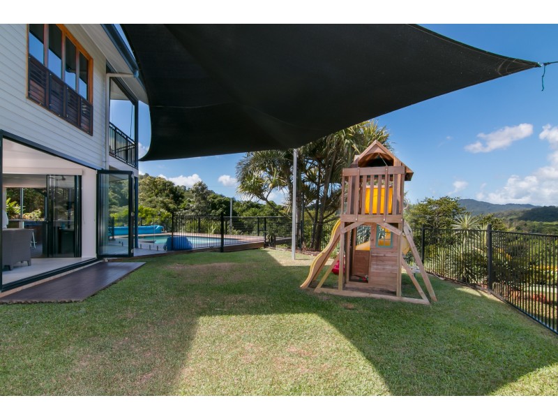 2-4 Kirrima Court, Redlynch QLD 4870