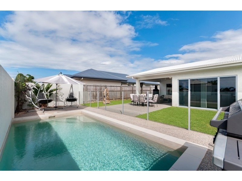 1  Gurrumbah Link, Smithfield QLD 4878