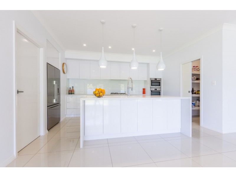 18 Iridescent Drive, Trinity Park QLD 4879