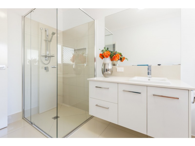 18 Iridescent Drive, Trinity Park QLD 4879
