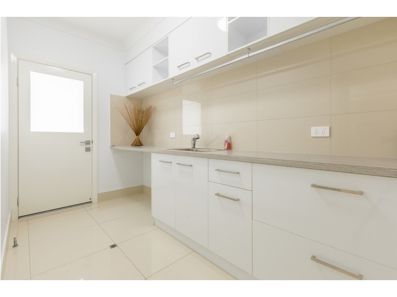 18 Iridescent Drive, Trinity Park QLD 4879