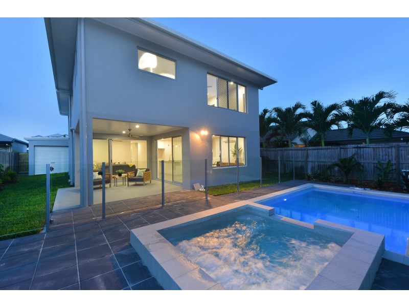 100 Harbour Drive, Trinity Park QLD 4879