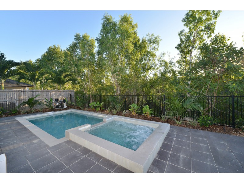 100 Harbour Drive, Trinity Park QLD 4879