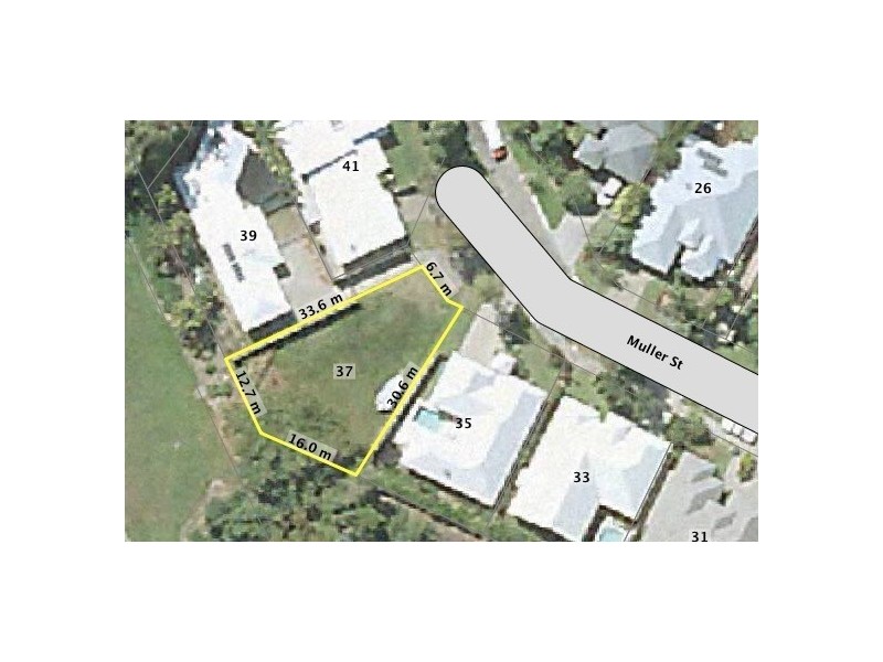 37 Muller St, Palm Cove QLD 4879