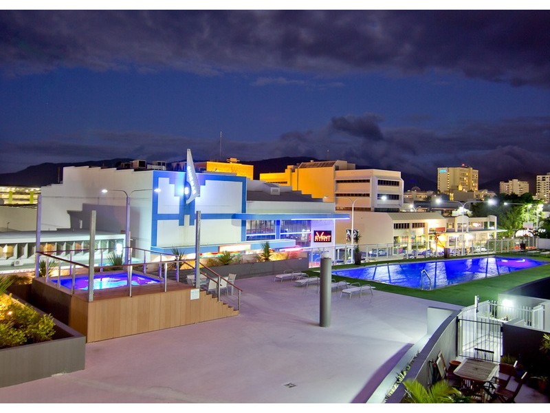 402/125  Grafton Street, Cairns City QLD 4870