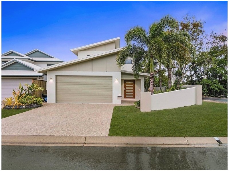 2 Beachfront Avenue, Trinity Beach QLD 4879