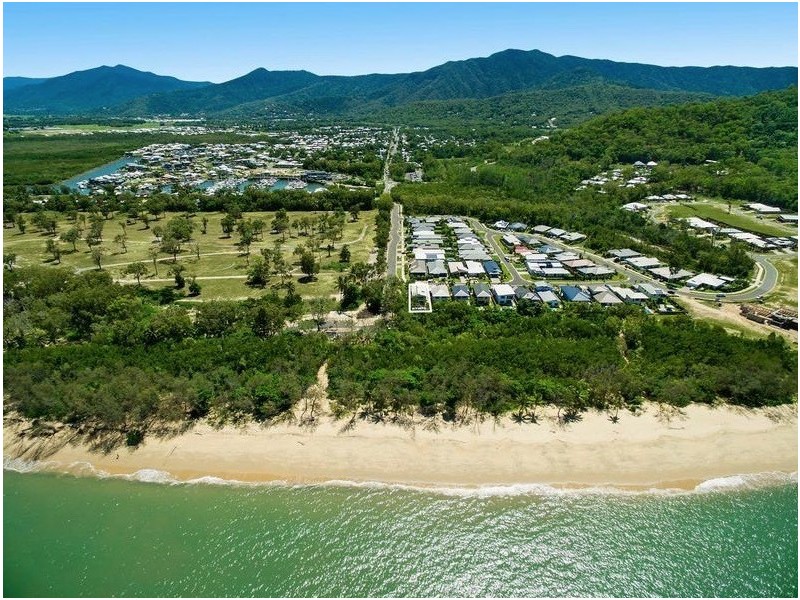 2 Beachfront Avenue, Trinity Beach QLD 4879