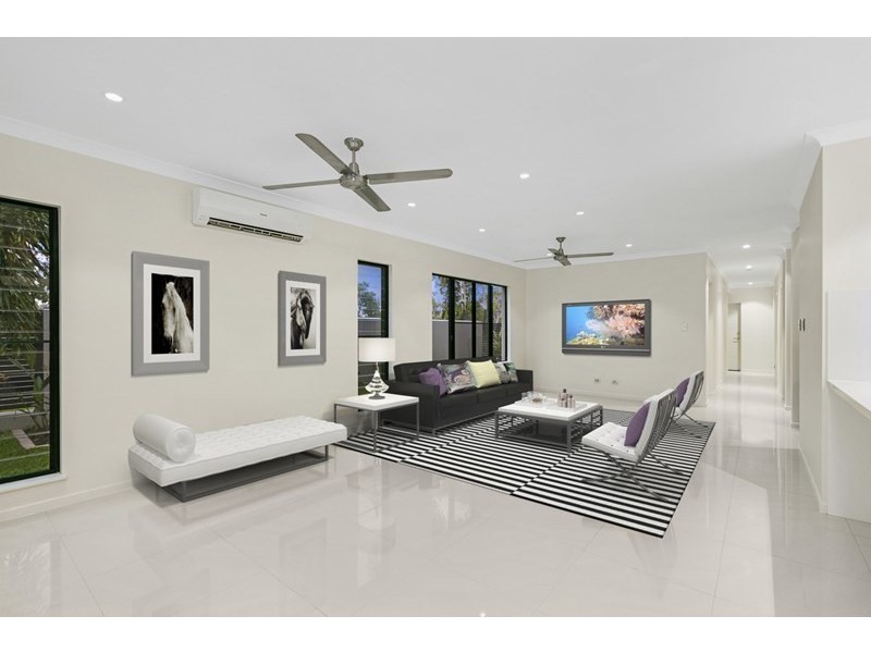 2 Beachfront Avenue, Trinity Beach QLD 4879