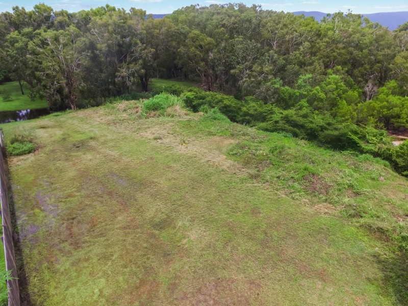 17 Natica Close, Trinity Beach QLD 4879