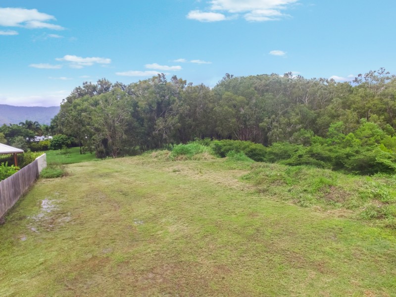 17 Natica Close, Trinity Beach QLD 4879