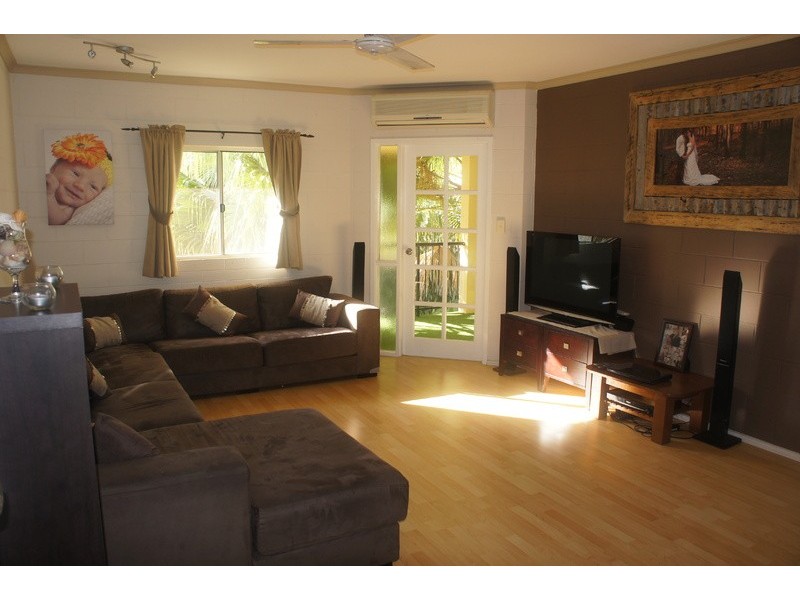 6/13-17  Oyster Court, Trinity Beach QLD 4879