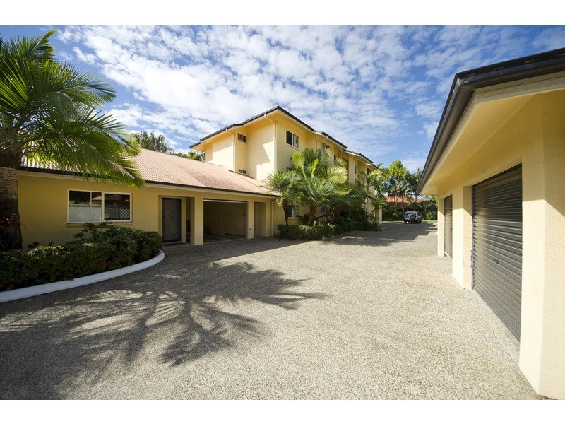 6/13-17  Oyster Court, Trinity Beach QLD 4879