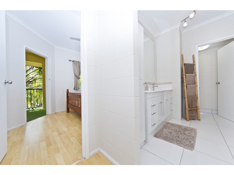 6/13-17  Oyster Court, Trinity Beach QLD 4879