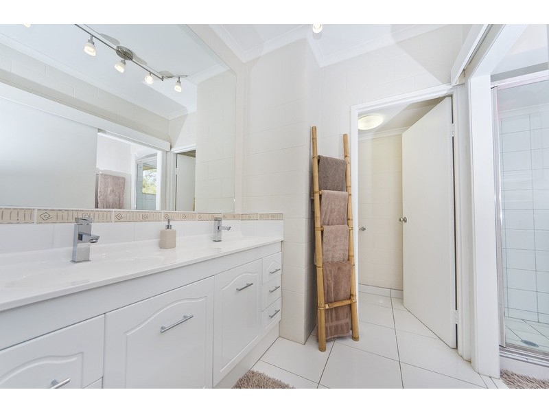 6/13-17  Oyster Court, Trinity Beach QLD 4879