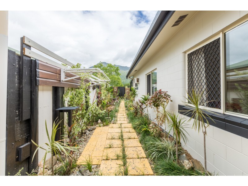 83/2 Lake Placid Road, Caravonica QLD 4878