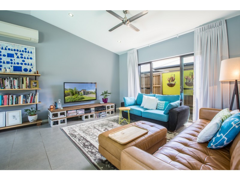 104 Roberts Drive, Trinity Beach QLD 4879