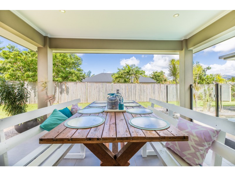 104 Roberts Drive, Trinity Beach QLD 4879