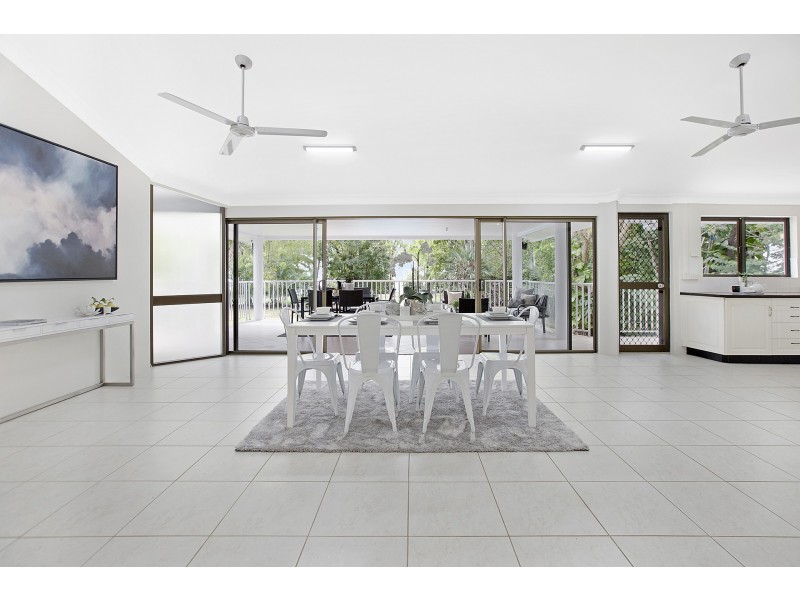 38 Kewarra St, Kewarra Beach QLD 4879