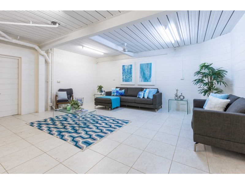 38 Kewarra St, Kewarra Beach QLD 4879