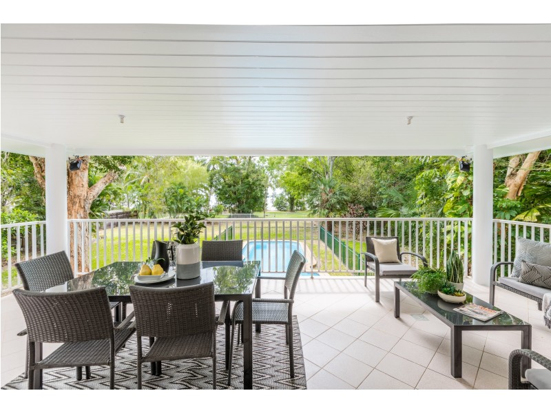 38 Kewarra St, Kewarra Beach QLD 4879