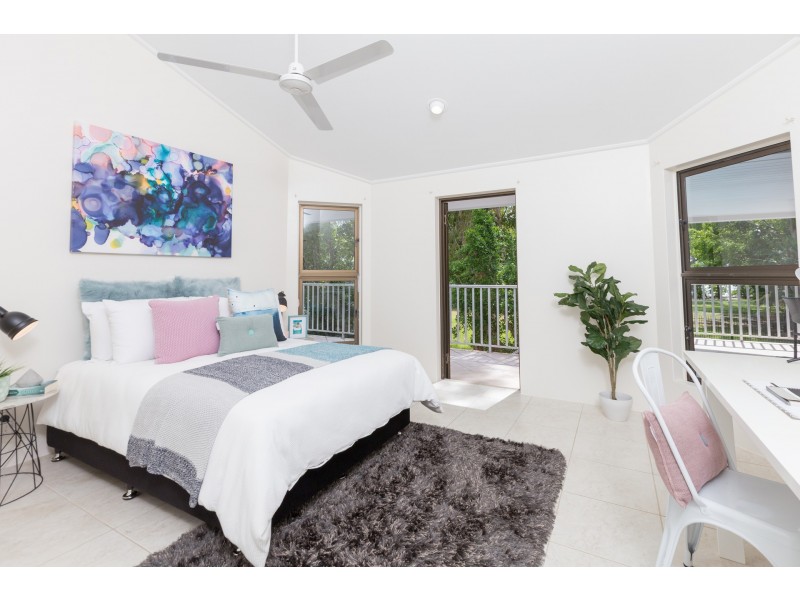 38 Kewarra St, Kewarra Beach QLD 4879