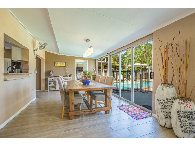 8 Sussex Street, Trinity Park QLD 4879