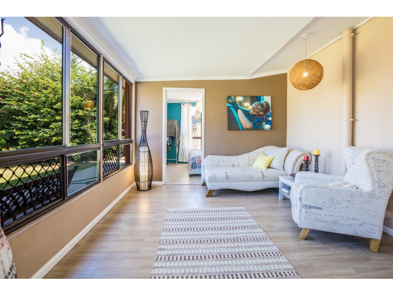 8 Sussex Street, Trinity Park QLD 4879