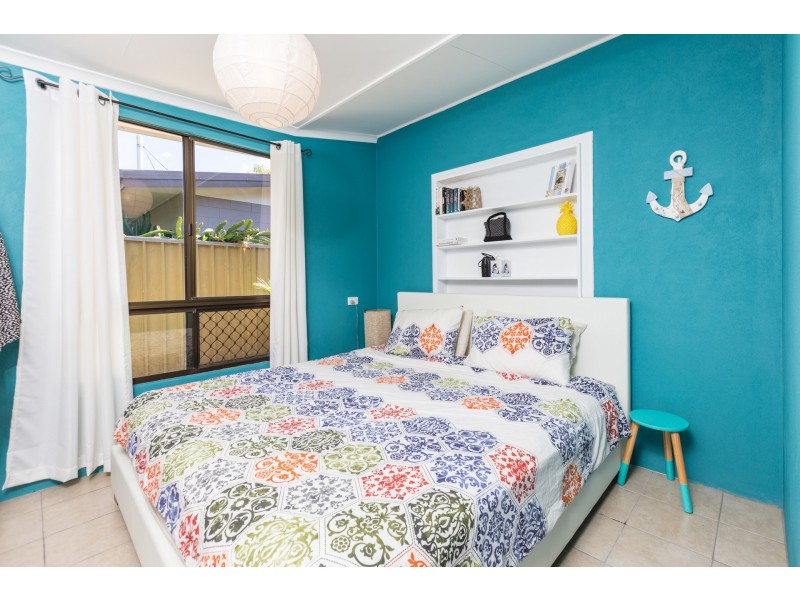8 Sussex Street, Trinity Park QLD 4879