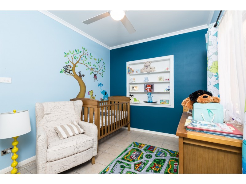 8 Sussex Street, Trinity Park QLD 4879