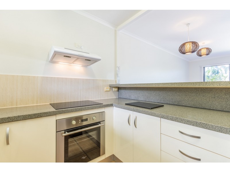 316/305 Coral Coast Drive, Palm Cove QLD 4879