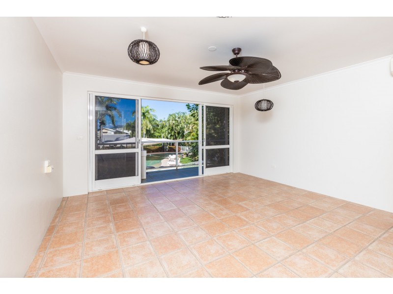 316/305 Coral Coast Drive, Palm Cove QLD 4879