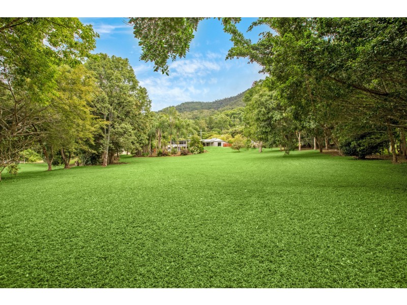 49 Robb Road, Redlynch QLD 4870