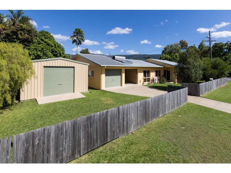 11 Mahab Street, Kewarra Beach QLD 4879