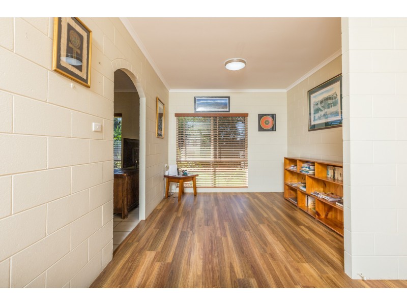 11 Mahab Street, Kewarra Beach QLD 4879