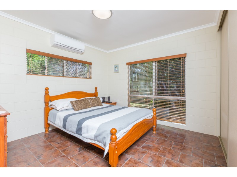 11 Mahab Street, Kewarra Beach QLD 4879