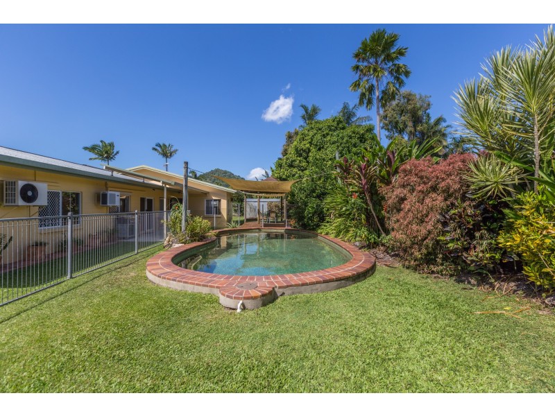11 Mahab Street, Kewarra Beach QLD 4879