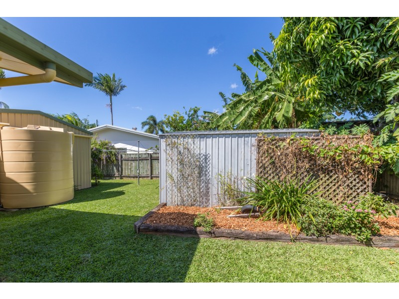 11 Mahab Street, Kewarra Beach QLD 4879